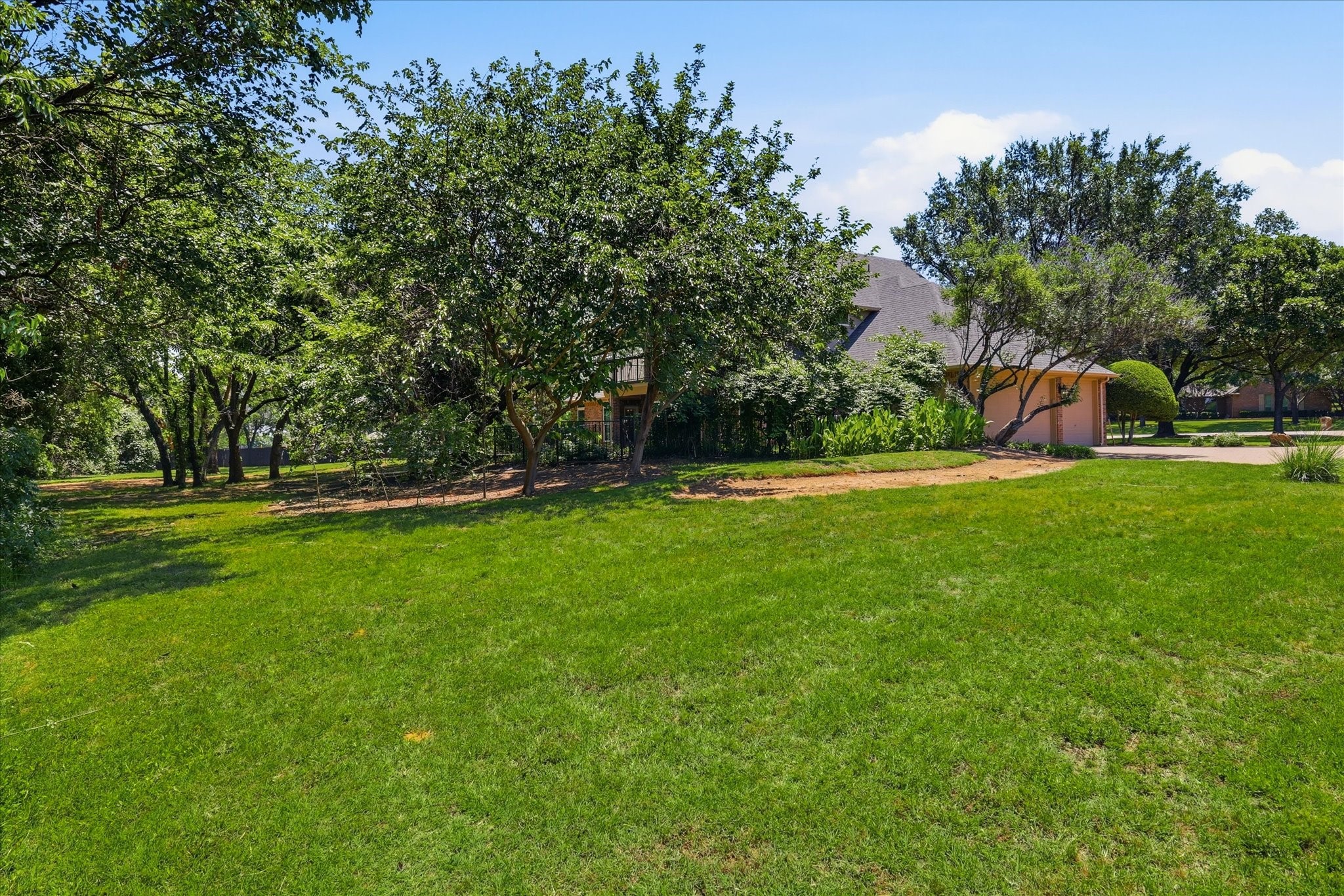 133 E View Court Double Oak TX 75077