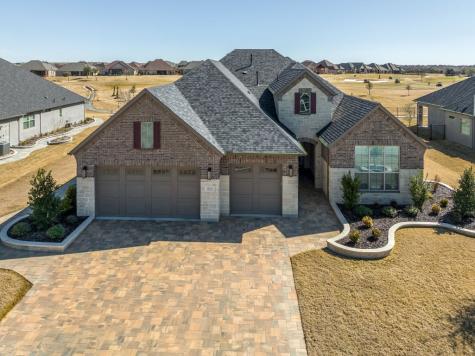 12212 Glenbrook Street Denton TX 76207