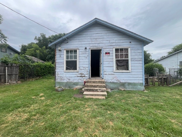 3323 Bataan Street Dallas TX 75212