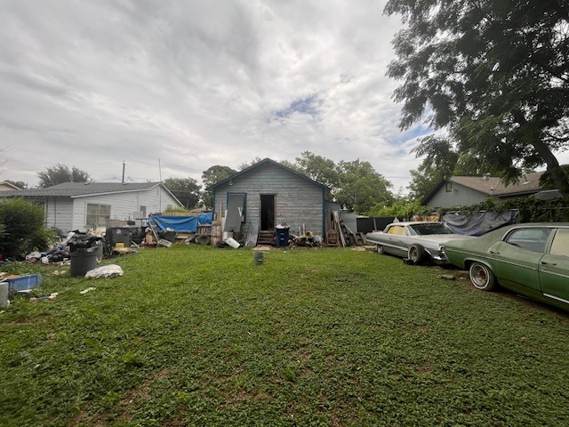 3323 Bataan Street Dallas TX 75212