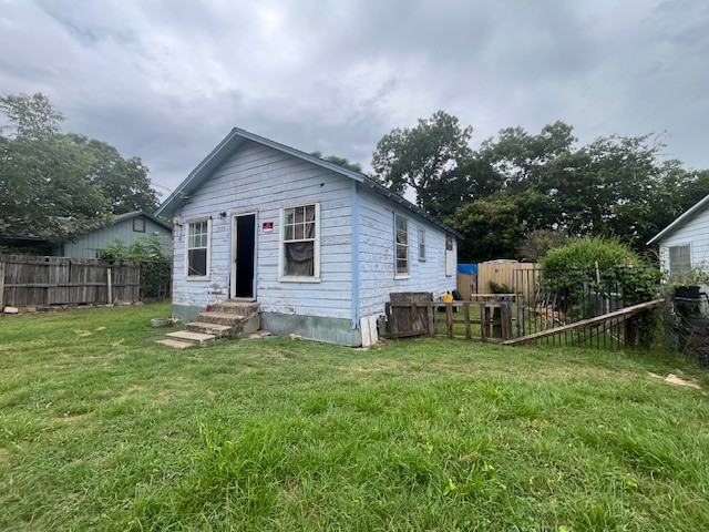 3323 Bataan Street Dallas TX 75212