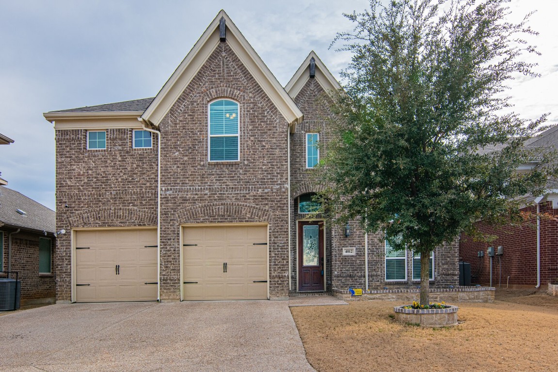 4012 Silk Vine Court Roanoke TX 76262