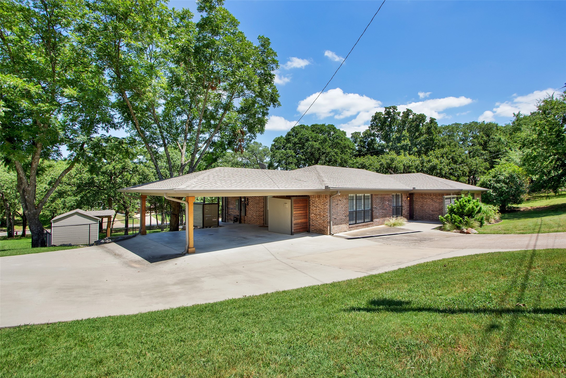 1200 S Lang Avenue Denison TX 75020