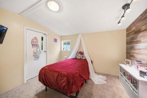 902 Travis Avenue Alvarado TX 76009