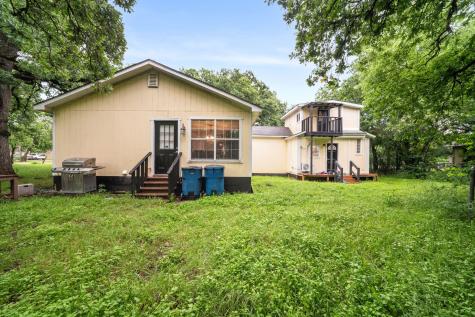 902 Travis Avenue Alvarado TX 76009