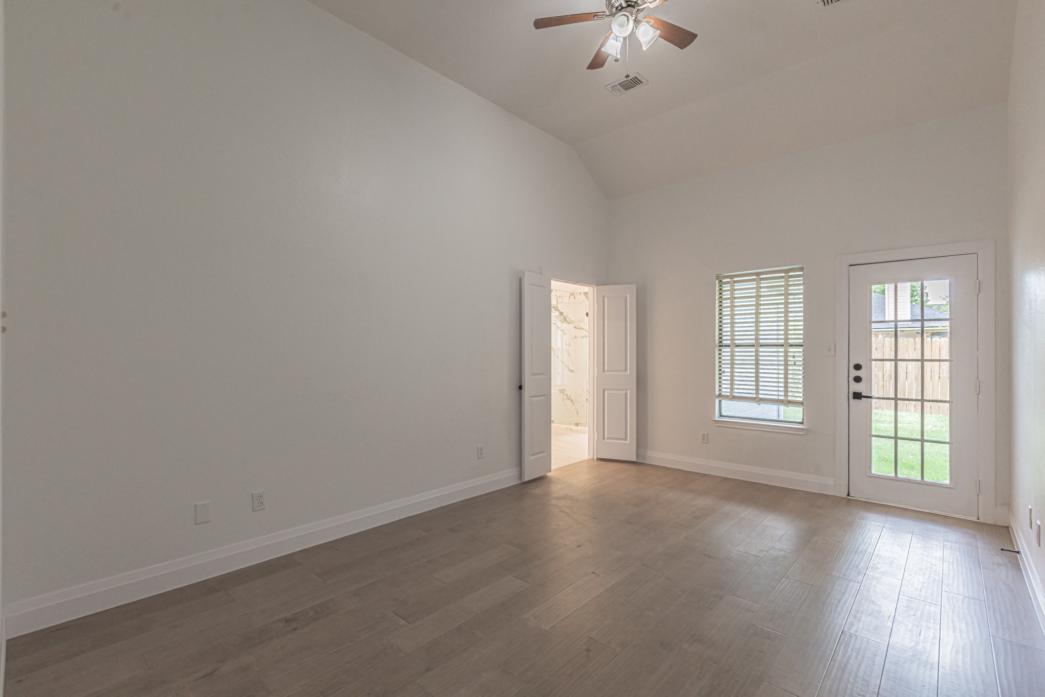 2850 Fenwick Street Grand Prairie TX 75052