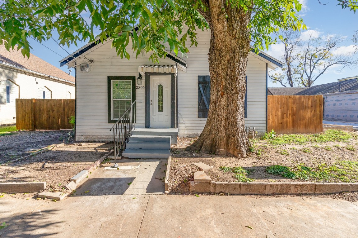 2306 Dyson Street Dallas TX 75215