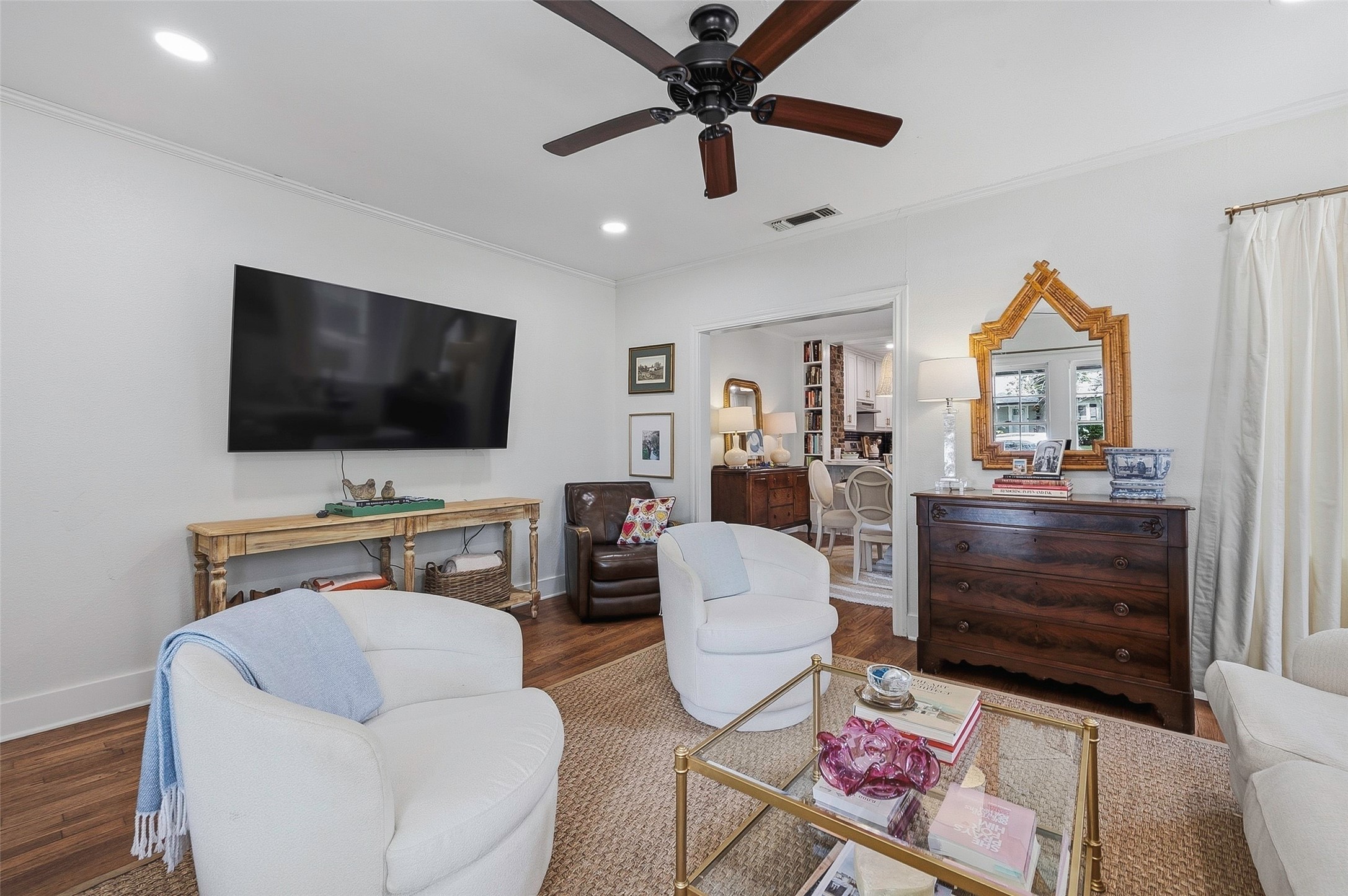 3821 El Campo Avenue Fort Worth TX 76107