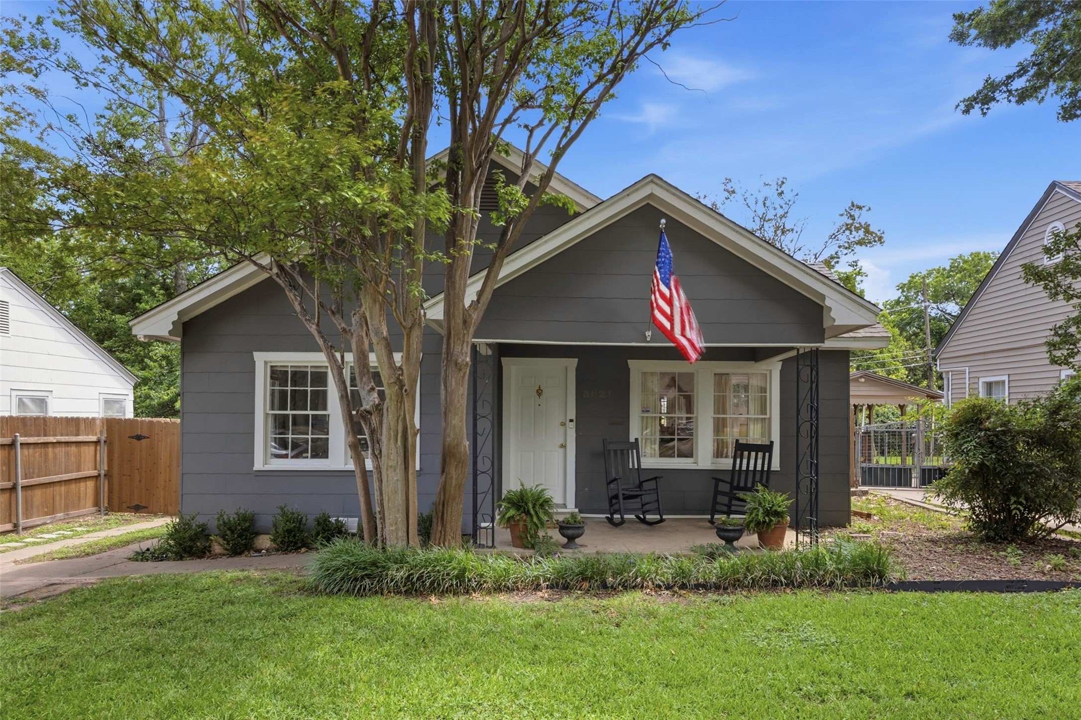 3821 El Campo Avenue Fort Worth TX 76107