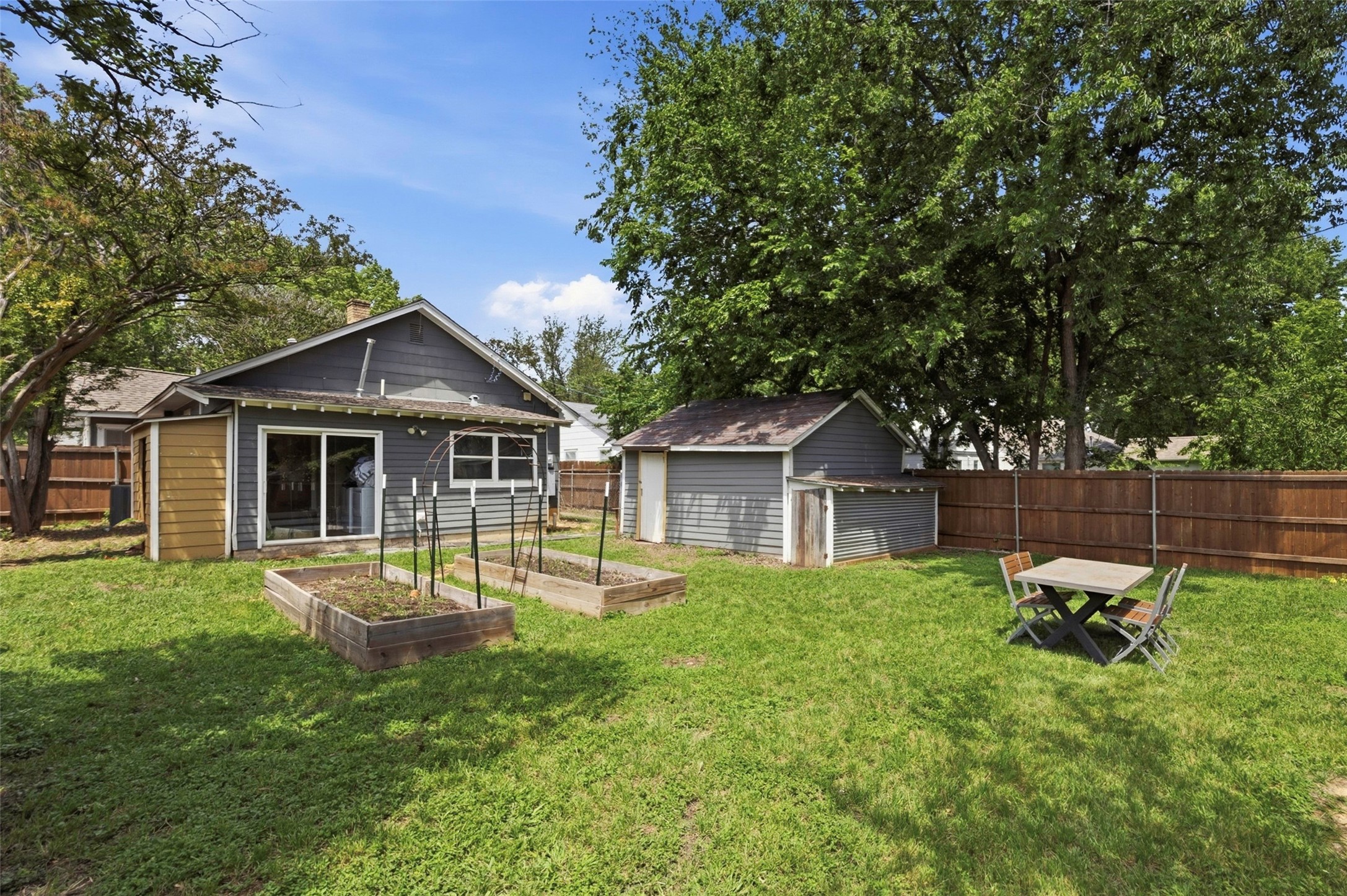 3821 El Campo Avenue Fort Worth TX 76107