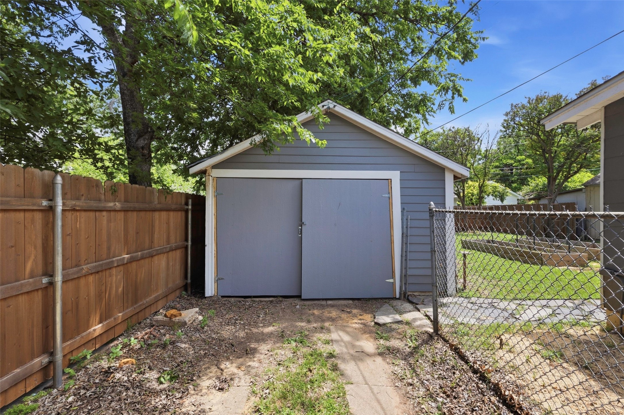 3821 El Campo Avenue Fort Worth TX 76107