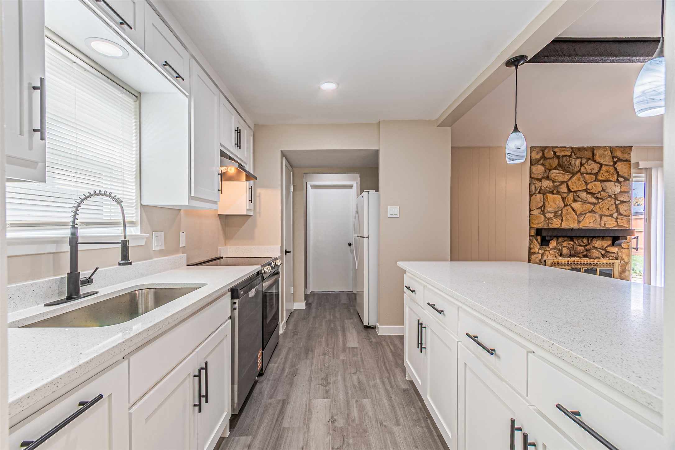 1509 Crockett Street Garland TX 75042