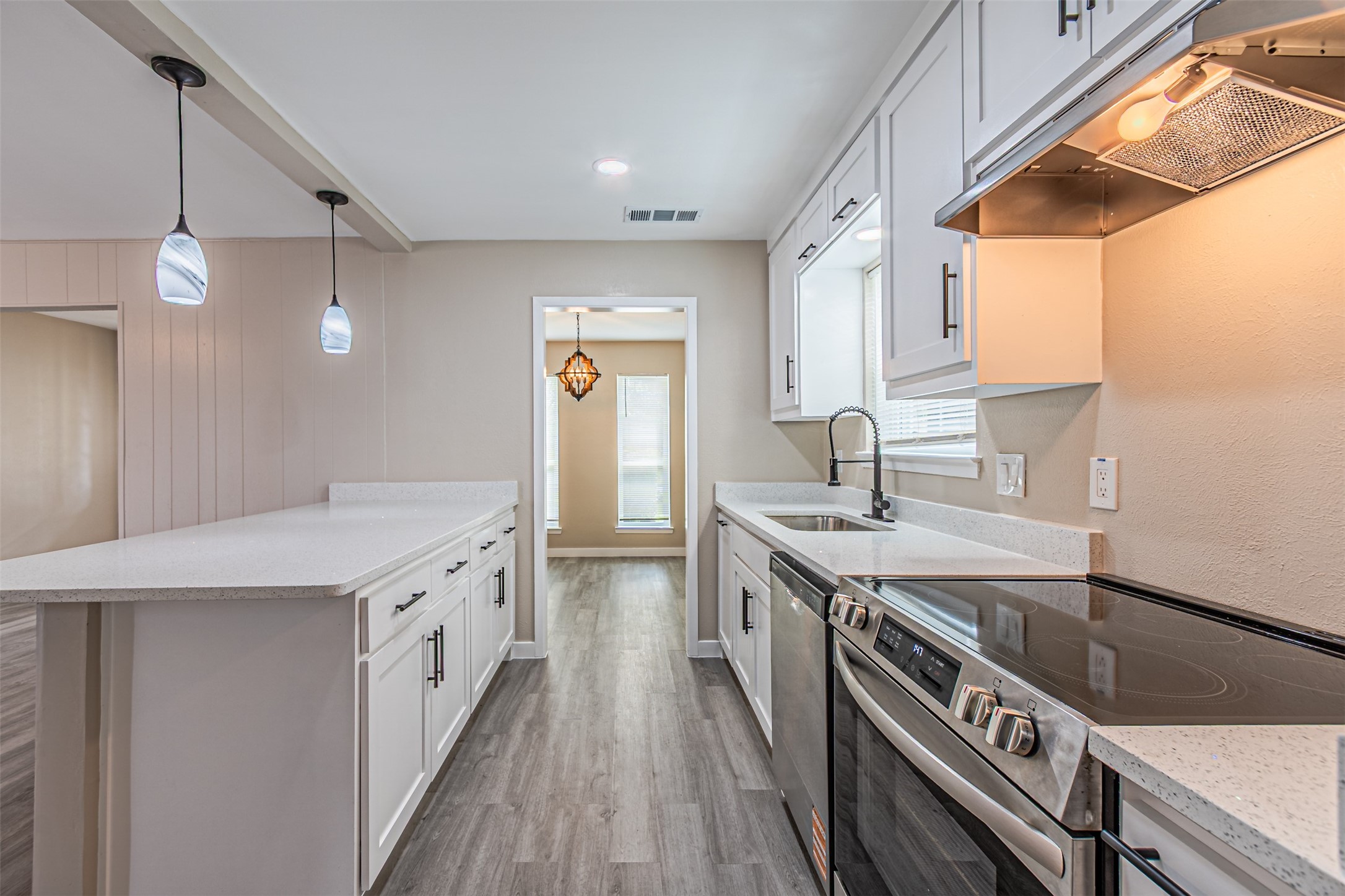 1509 Crockett Street Garland TX 75042