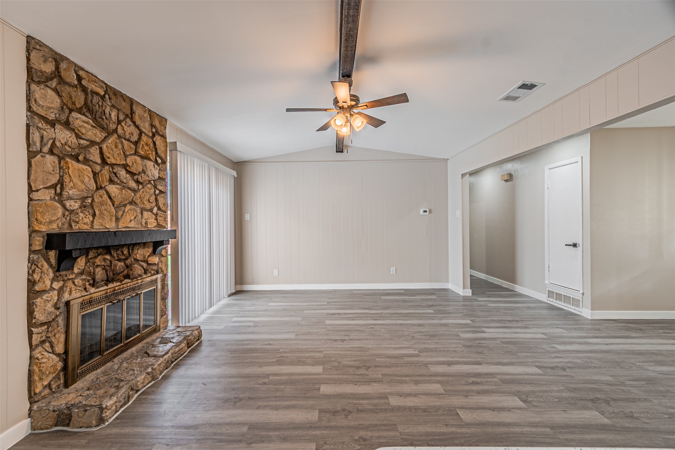 1509 Crockett Street Garland TX 75042
