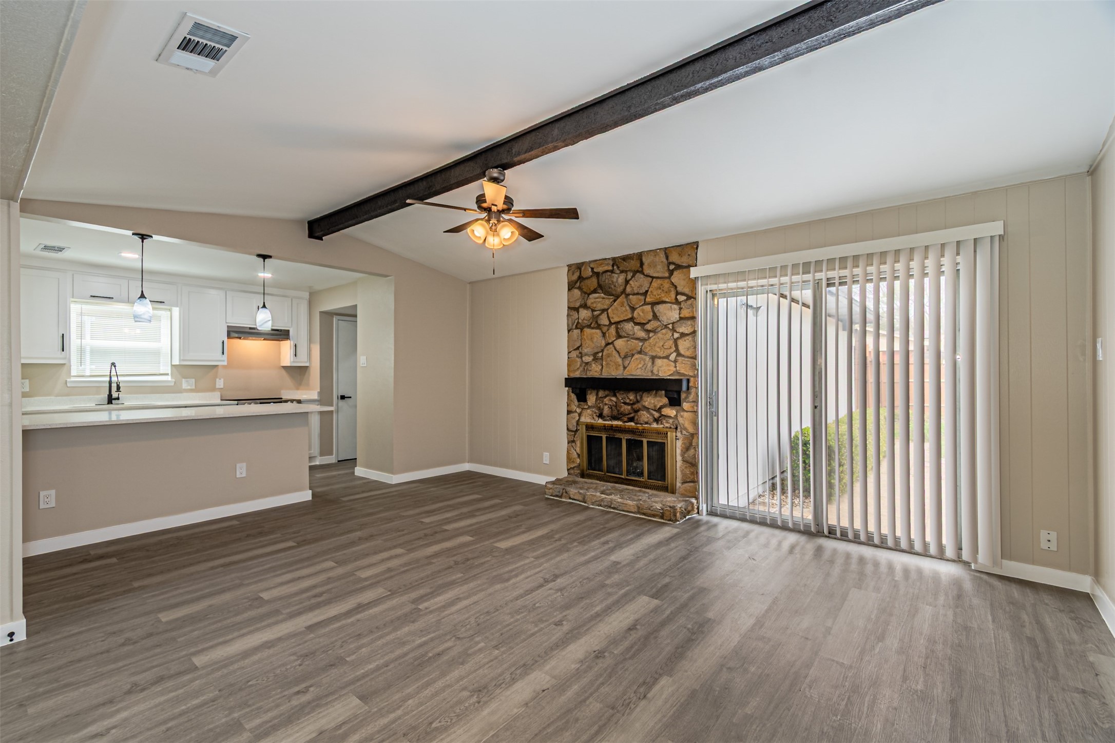 1509 Crockett Street Garland TX 75042