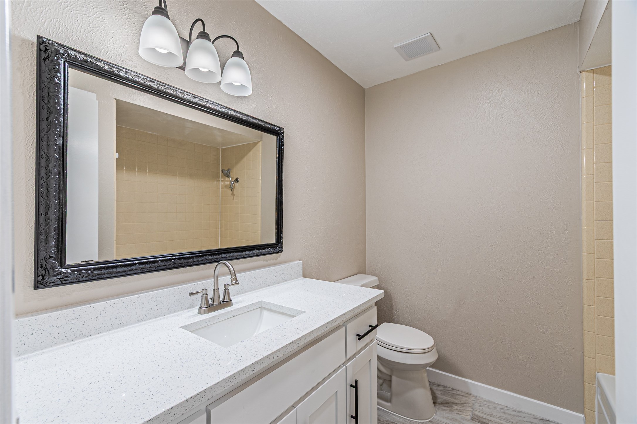 1509 Crockett Street Garland TX 75042