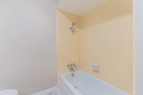 1509 Crockett Street Garland TX 75042