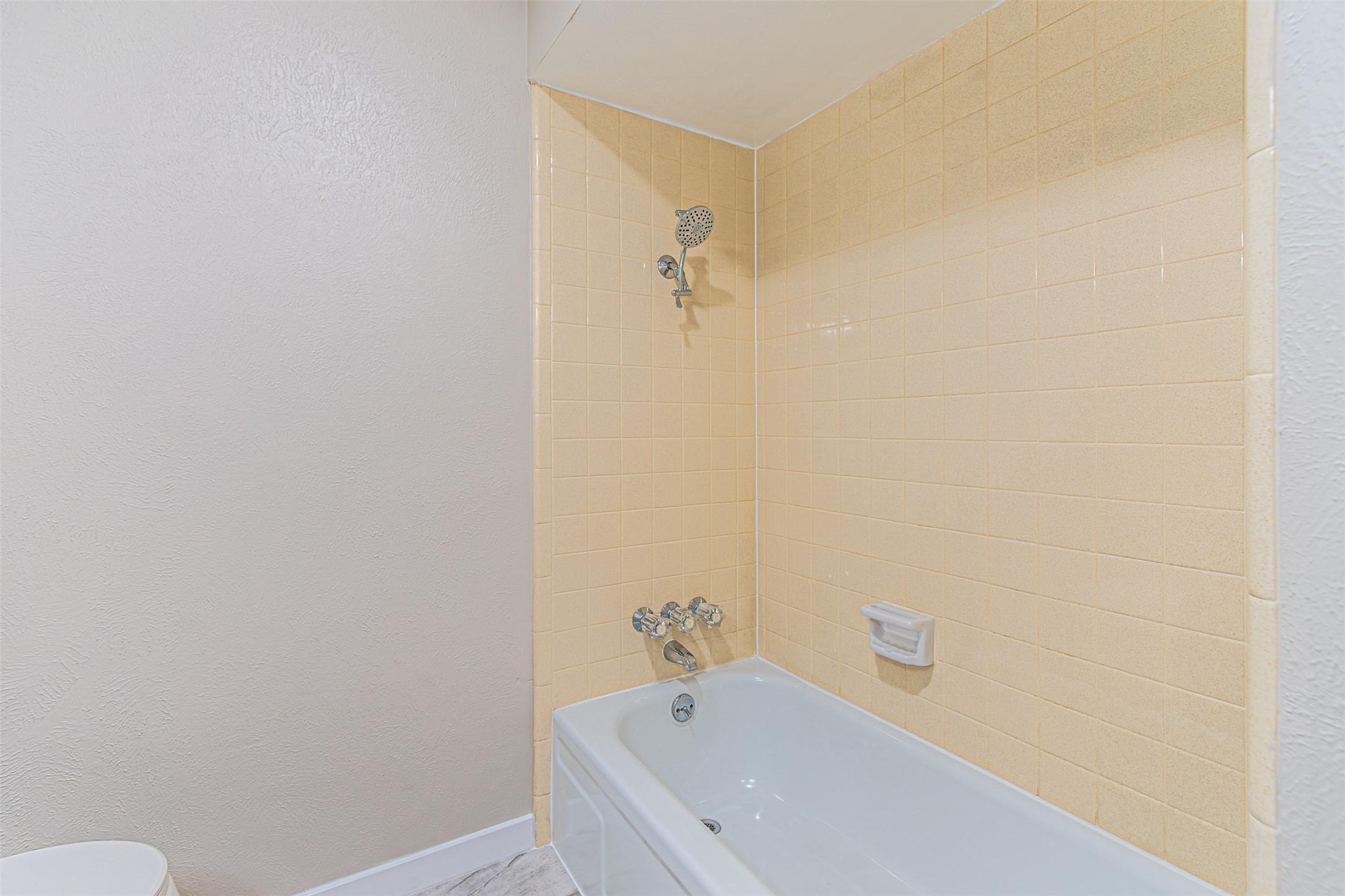 1509 Crockett Street Garland TX 75042