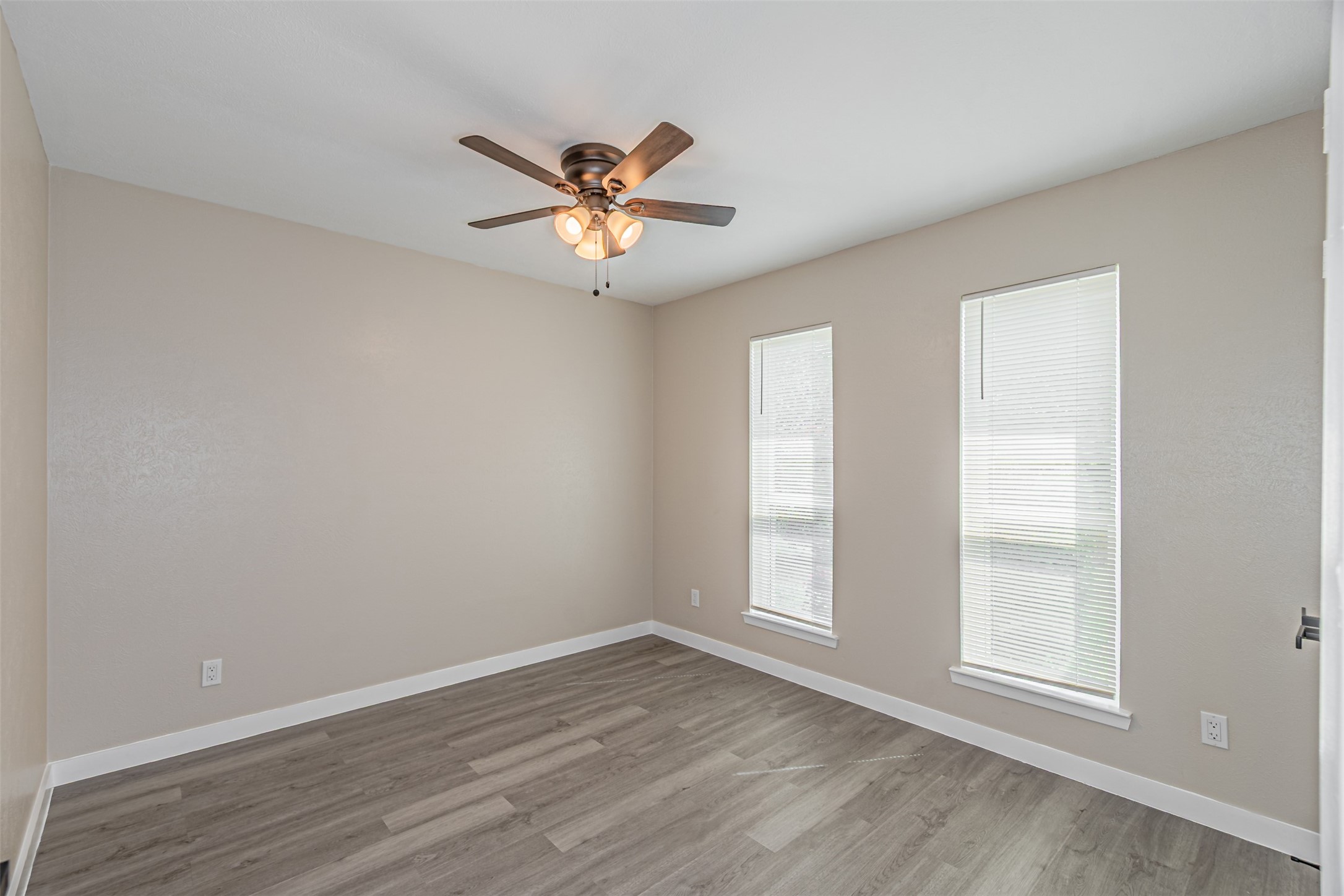 1509 Crockett Street Garland TX 75042