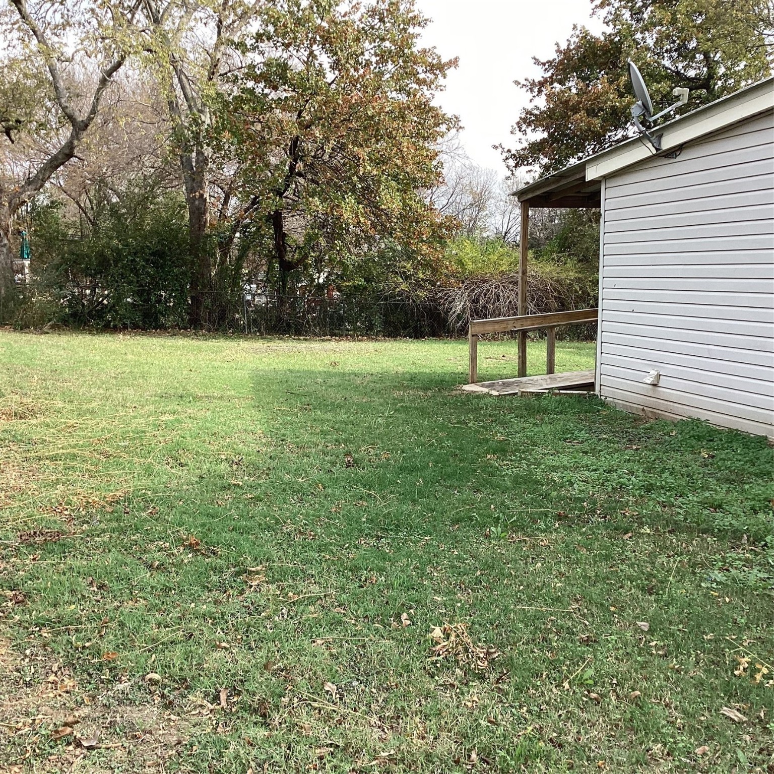 1506 S Travis Street Denison TX 75021