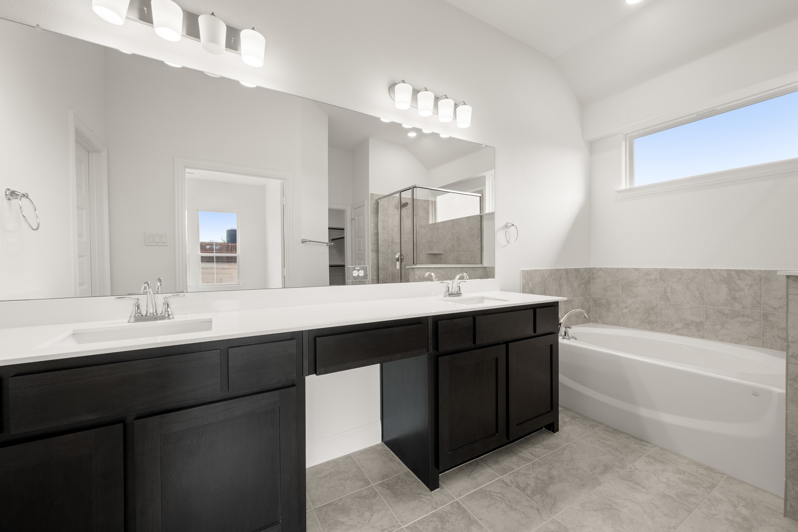 808 Stone Eagle Drive Azle TX 76020