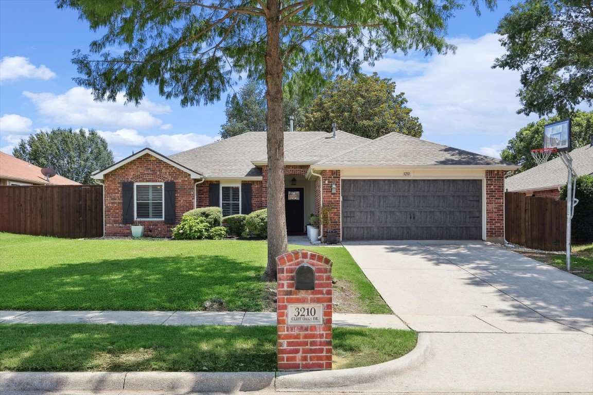 3210 Cliff Oaks Drive Corinth TX 76210