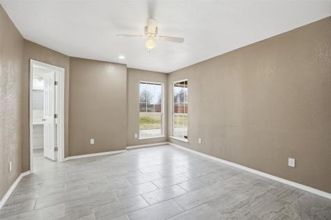 3917 Country Meadows Circle Granbury TX 76049