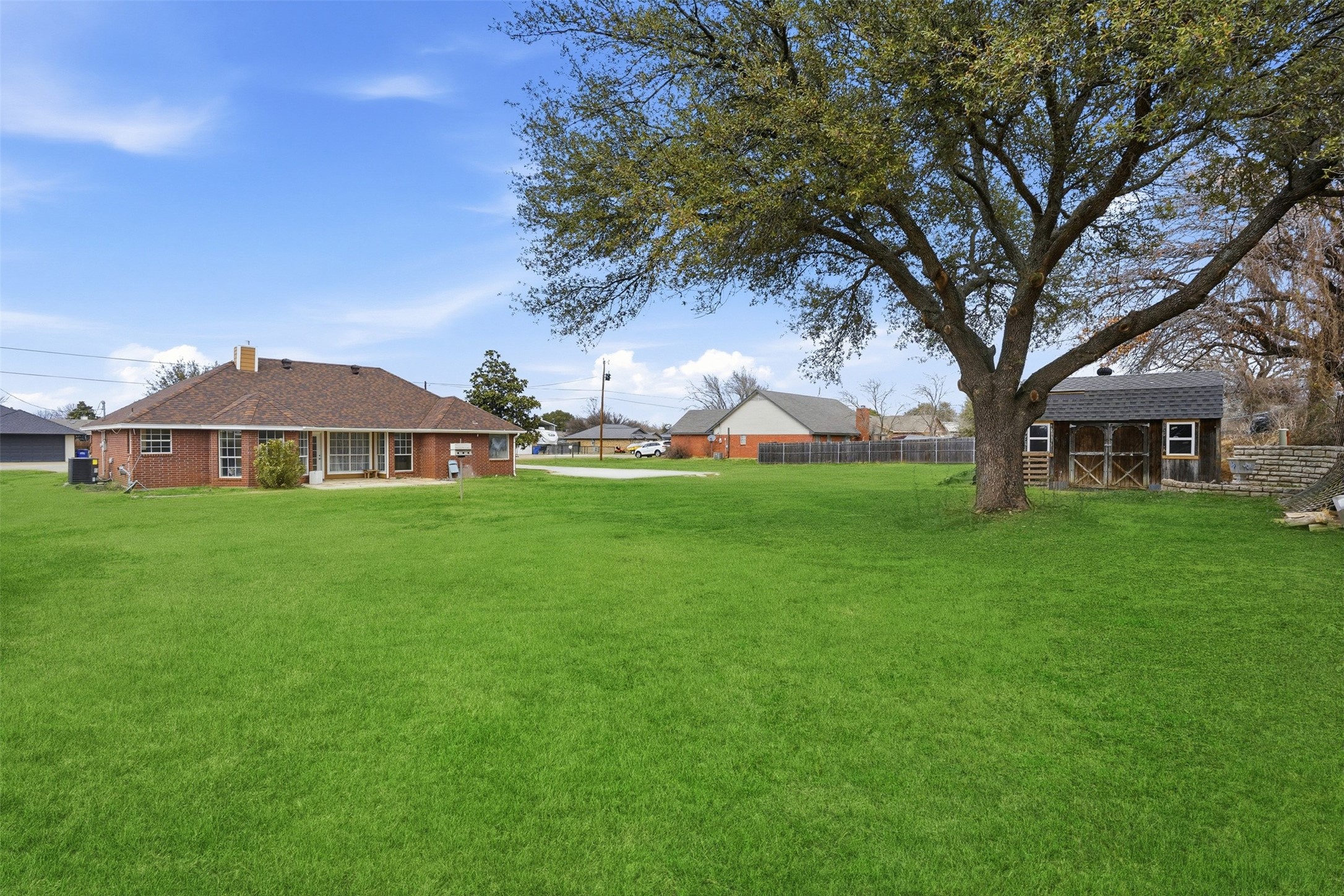 3917 Country Meadows Circle Granbury TX 76049