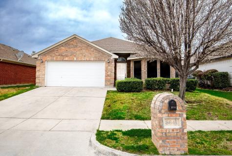 8641 Corral Circle Fort Worth TX 76244