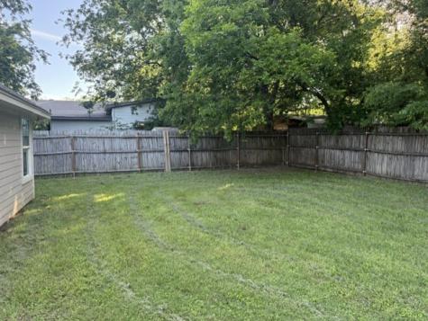 1004 Sanders Street Bowie TX 76230