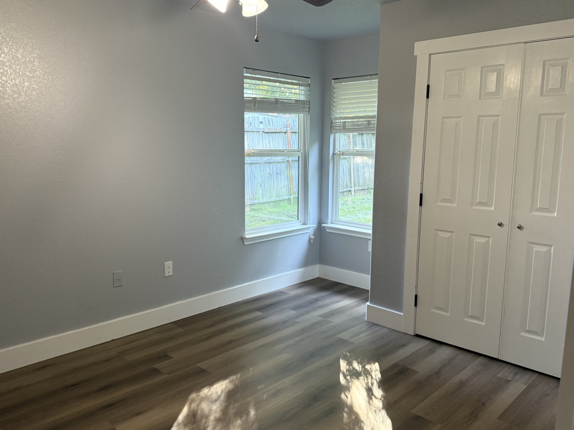 1004 Sanders Street Bowie TX 76230