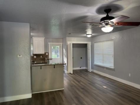 1004 Sanders Street Bowie TX 76230