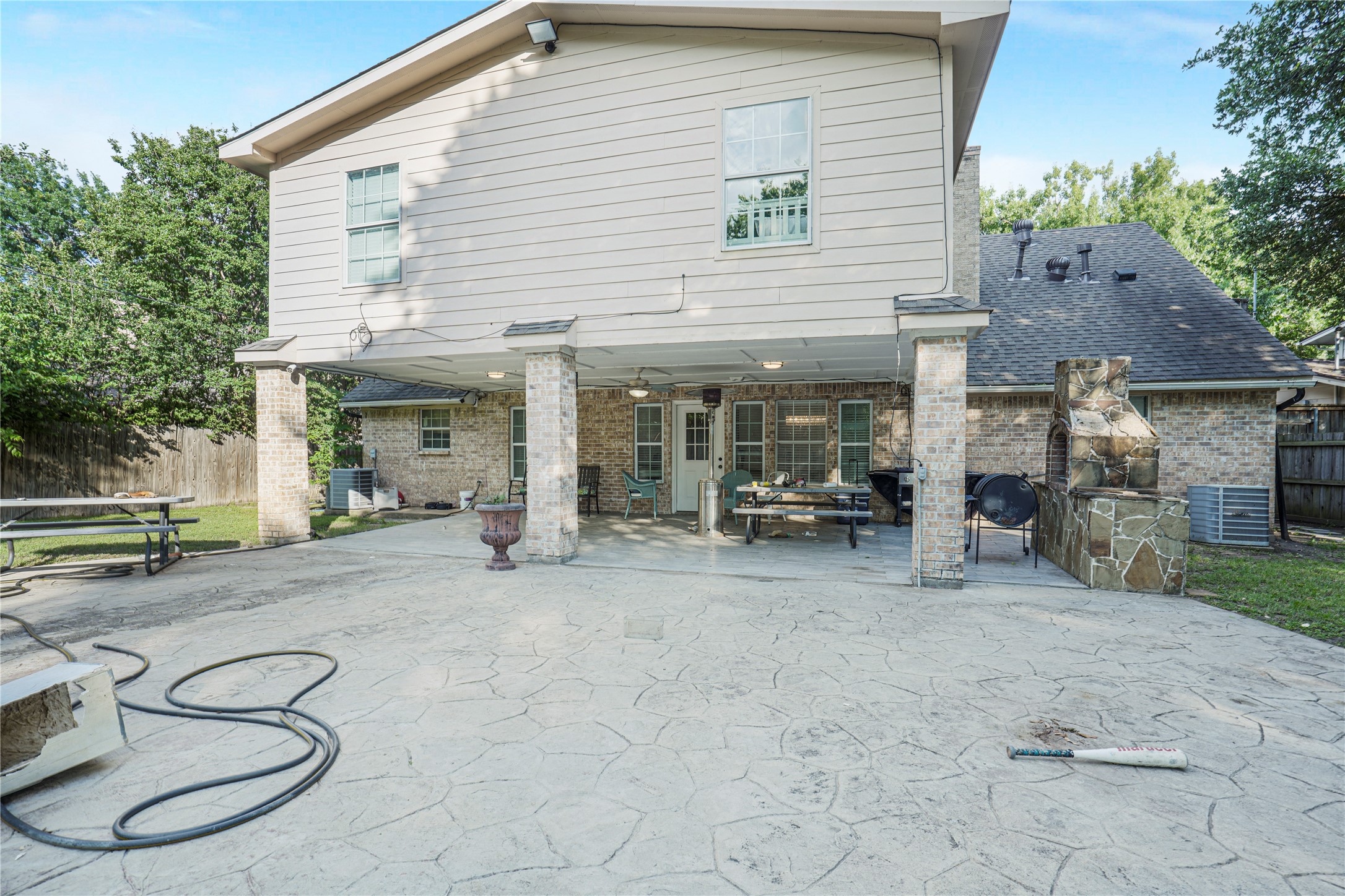 813 Beacon Hill Drive Irving TX 75061