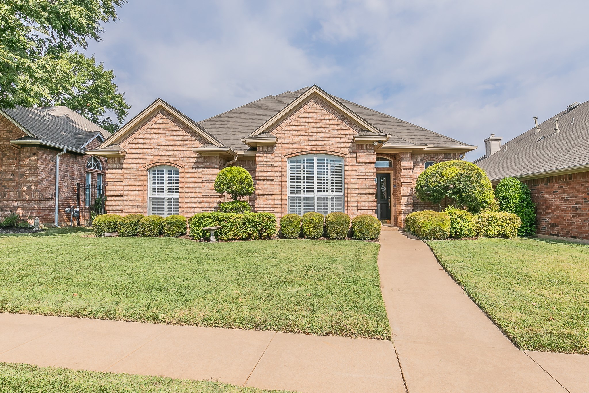 3205 Lake Oak Drive Arlington TX 76017