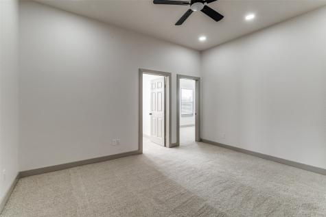 917 S Carroll Avenue Dallas TX 75223