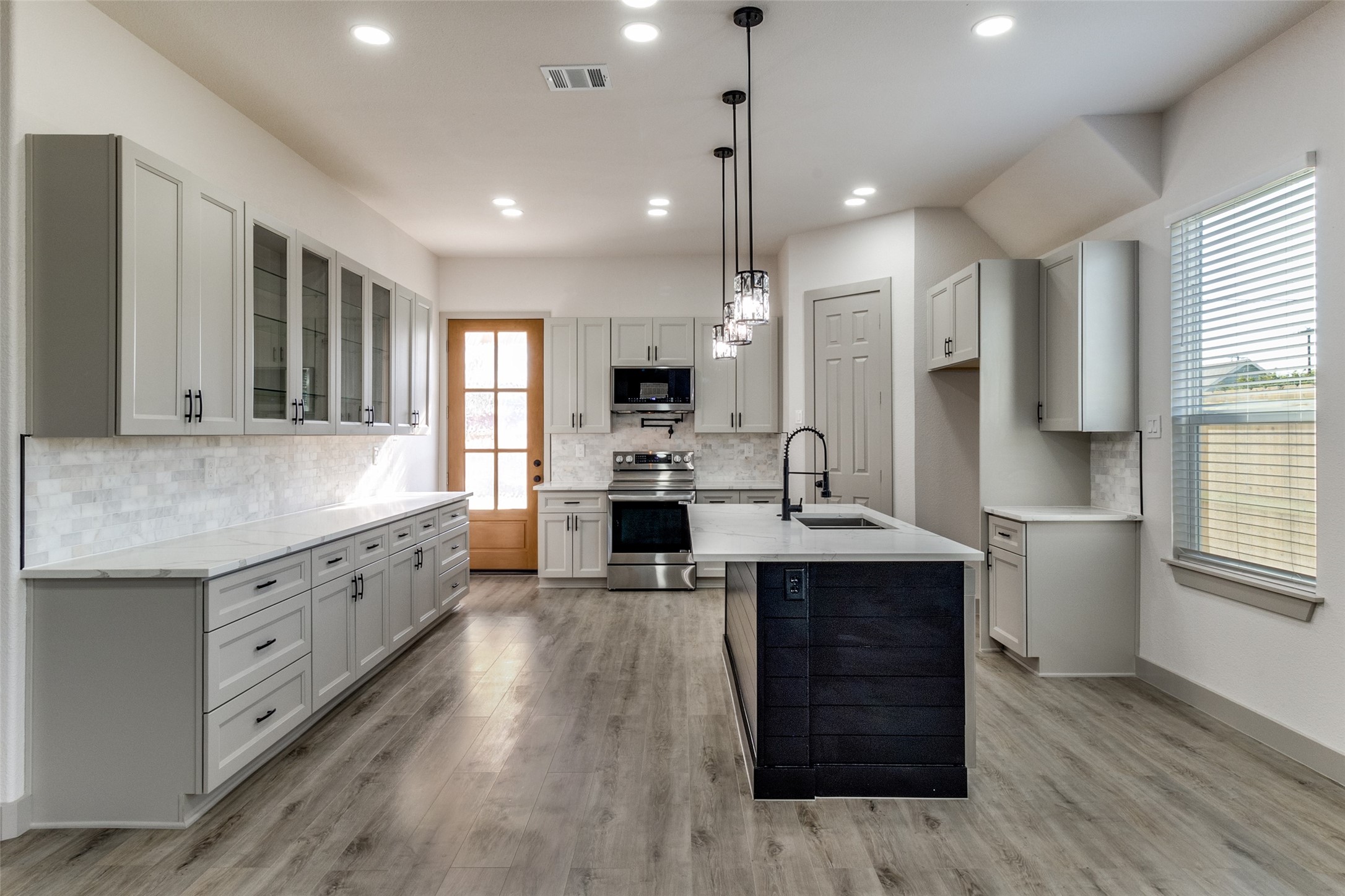917 S Carroll Avenue Dallas TX 75223
