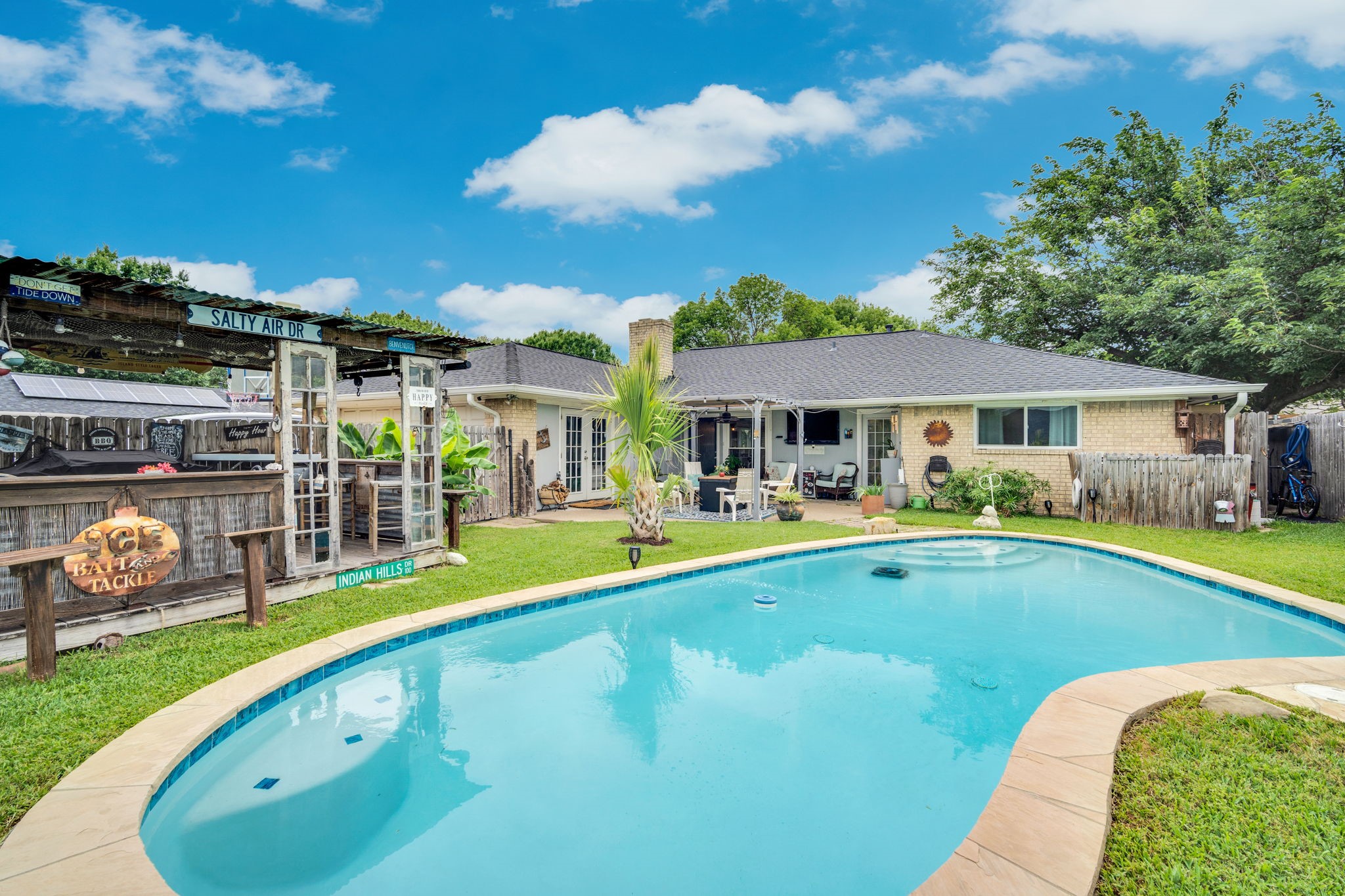 308 Buffalo Creek Drive Waxahachie TX 75165