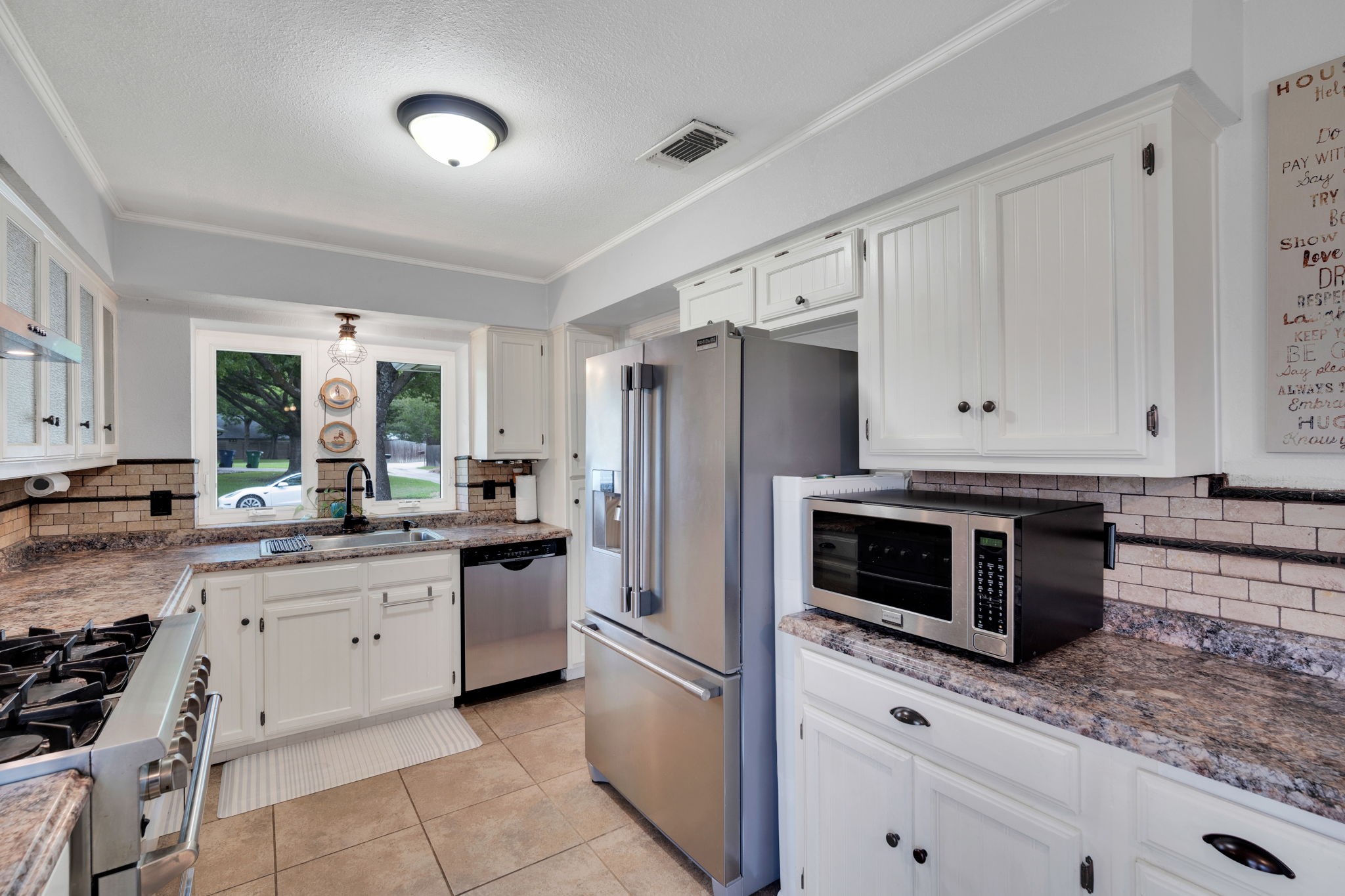 308 Buffalo Creek Drive Waxahachie TX 75165