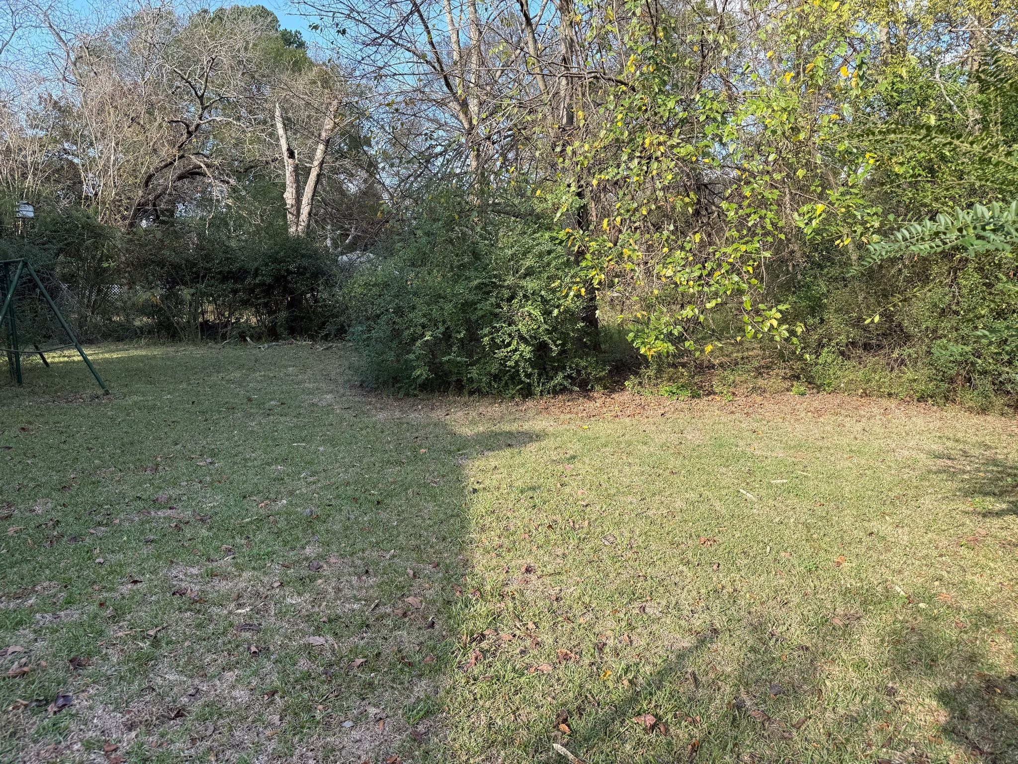 100 Smith Street Naples TX 75568