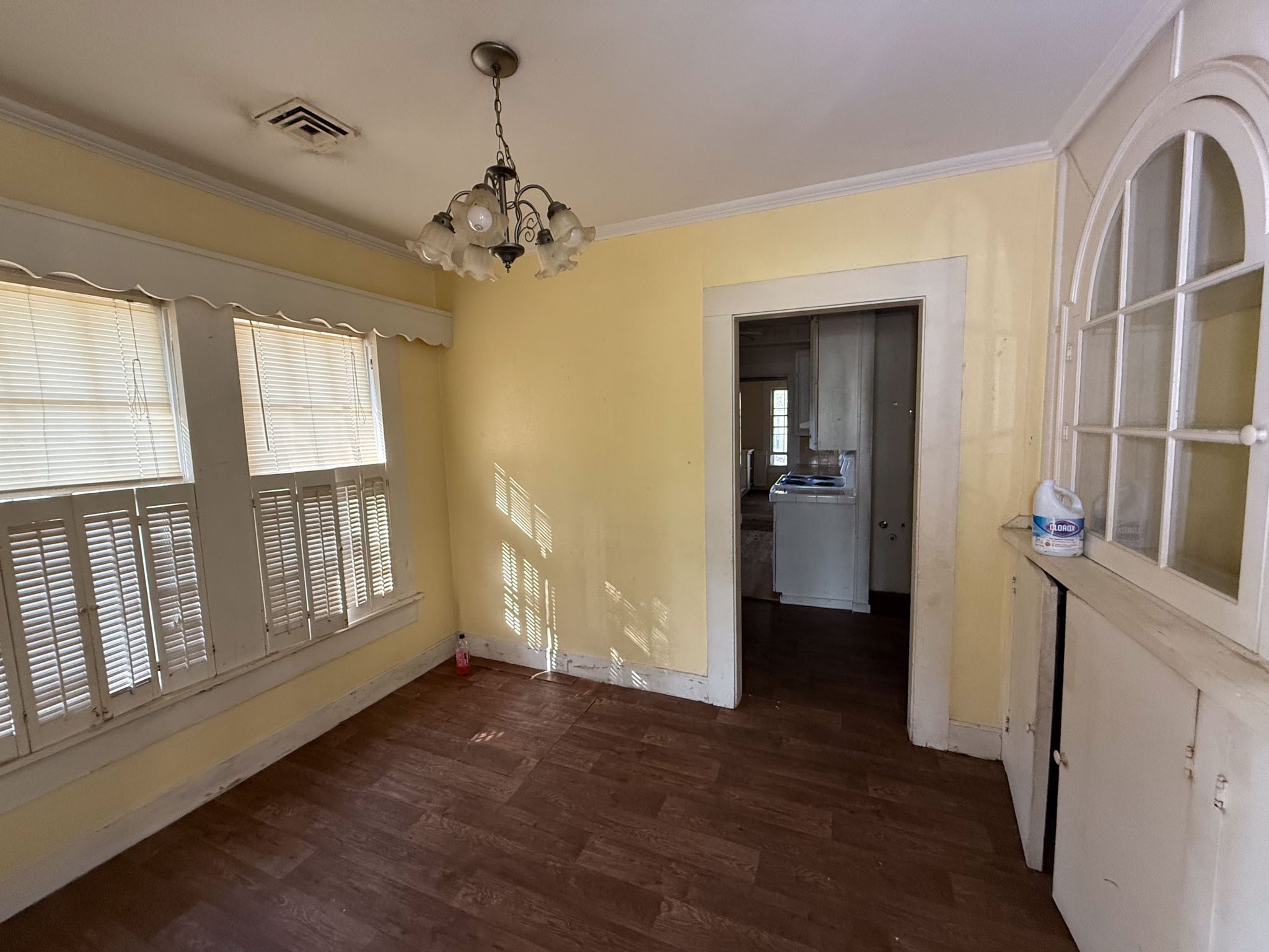 100 Smith Street Naples TX 75568