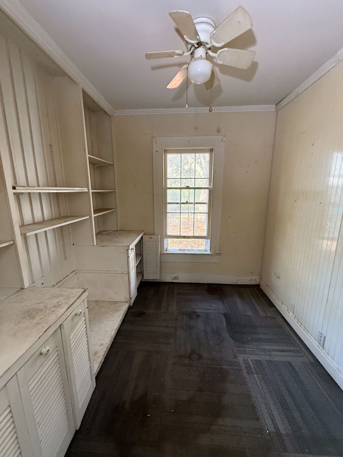 100 Smith Street Naples TX 75568
