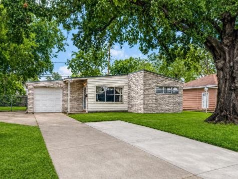 6730 Lodge Street Houston TX 77092