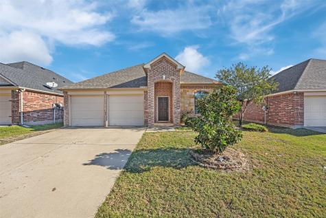 944 Preakness Drive Grand Prairie TX 75051