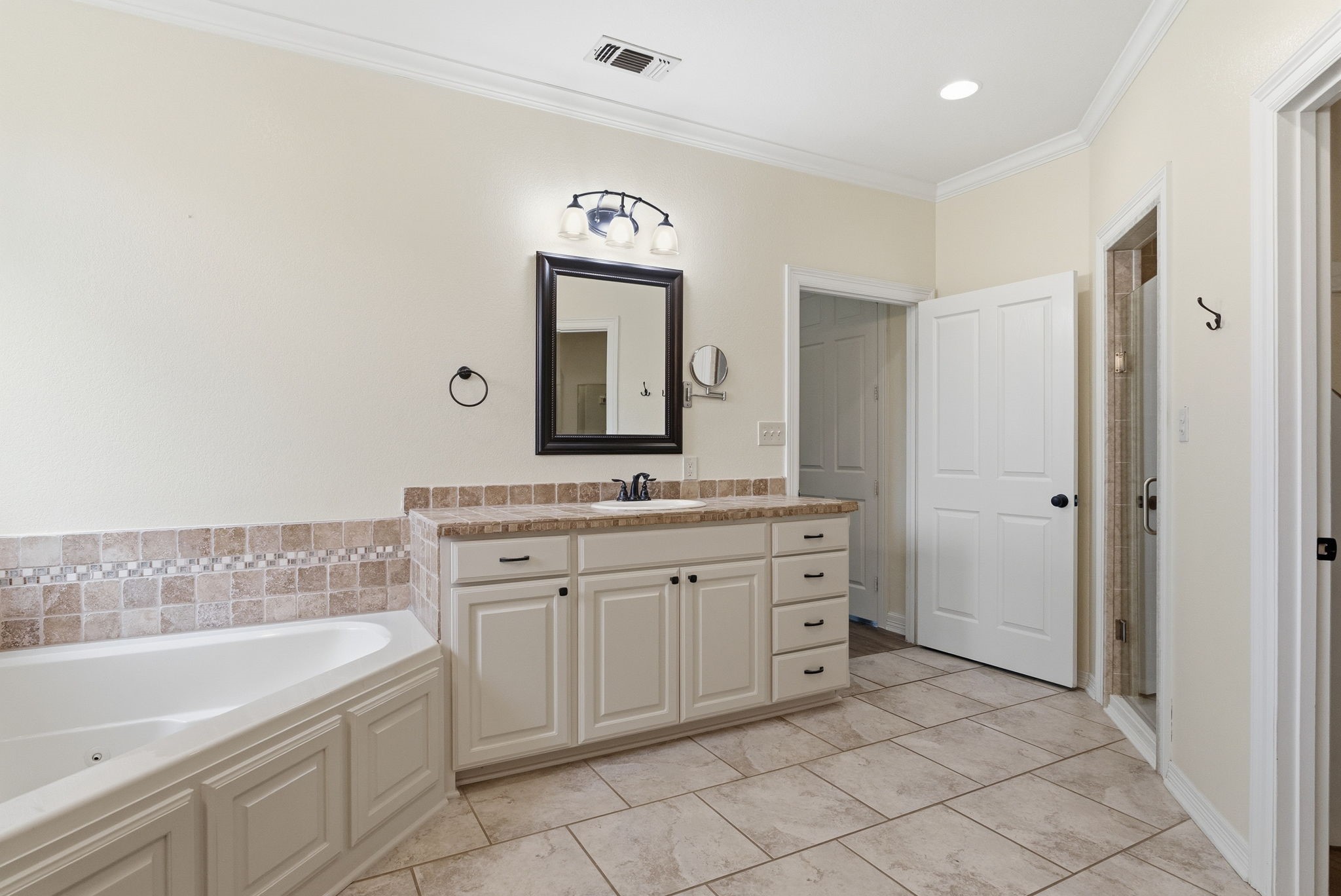 290 County Road 3505 Bullard TX 75757