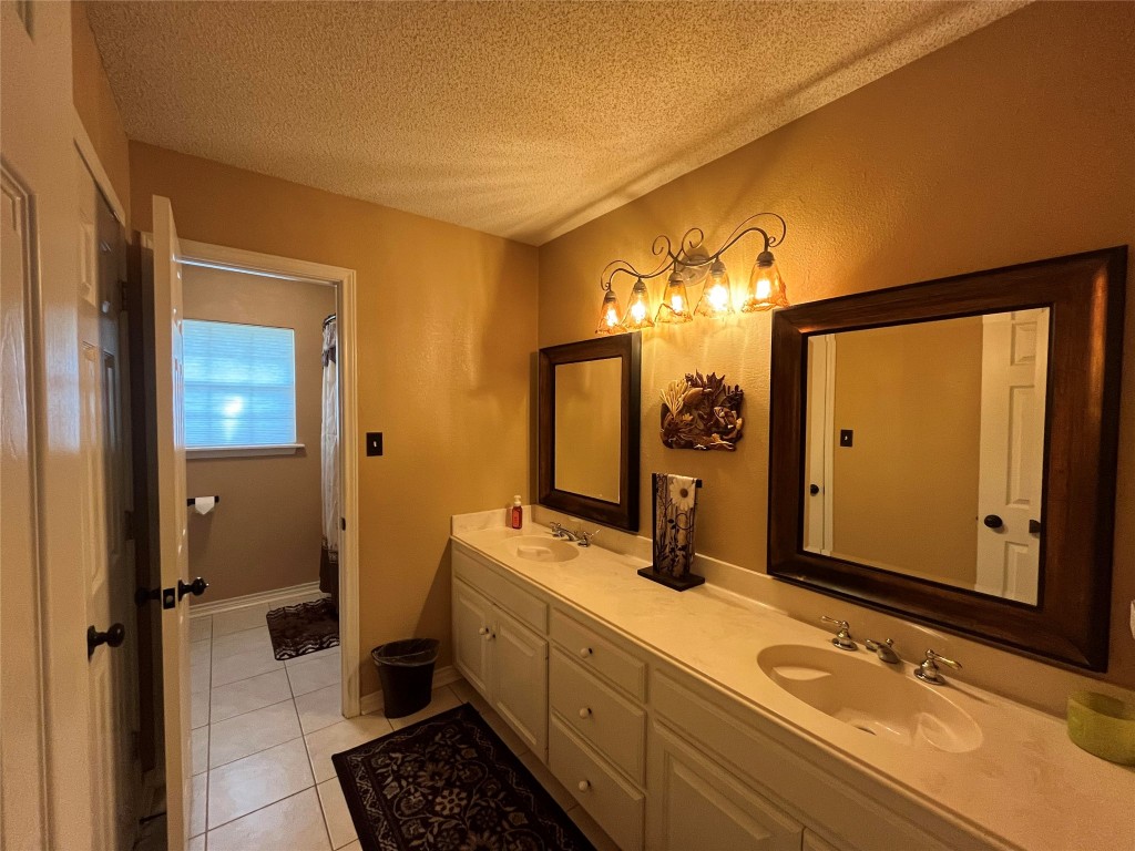 12 Lillis Park Circle Denison TX 75020