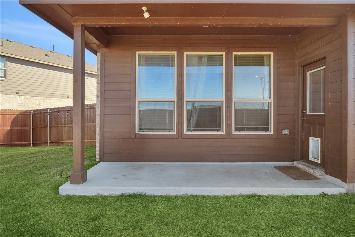 105 Driftoak Drive Boyd TX 76023