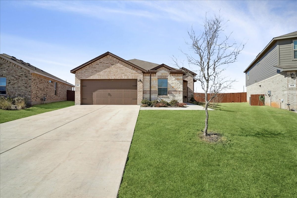 105 Driftoak Drive Boyd TX 76023