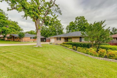 3720 Wilkie Way Fort Worth TX 76133