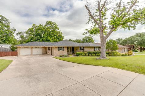 3720 Wilkie Way Fort Worth TX 76133
