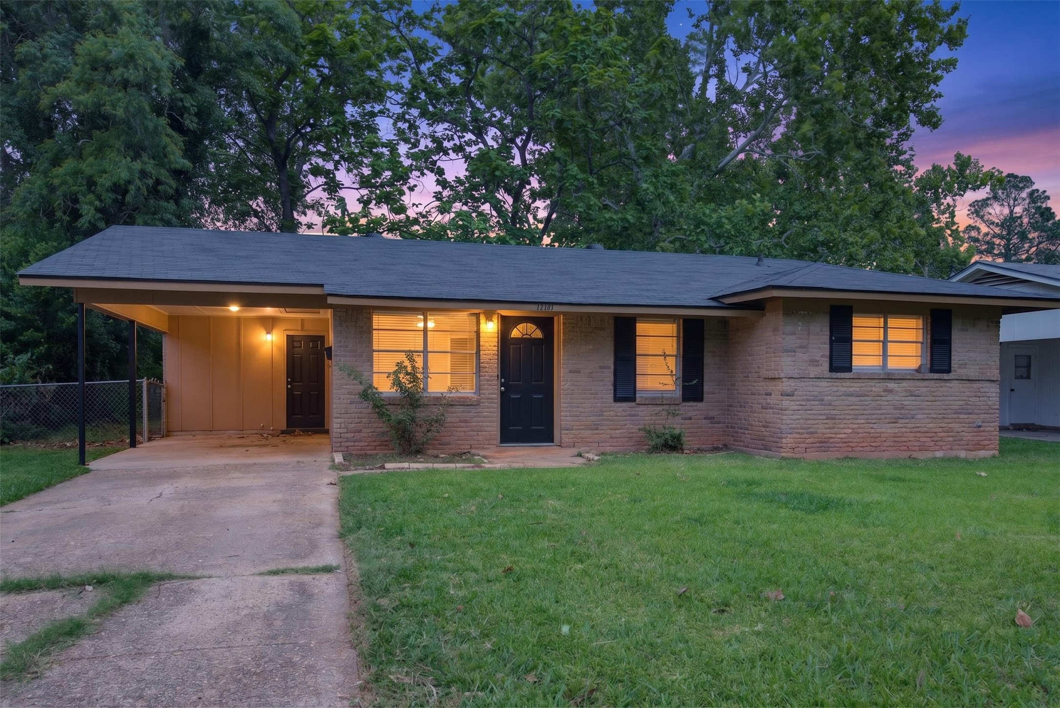 1110 Dunbriar Drive Shreveport LA 71107